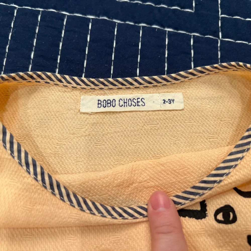 Bobo Choses peach top with cat line drawing oversized 2-3 years - Picture 3 of 4